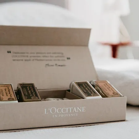 Vintage Hotel 4*