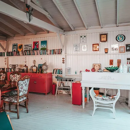 Vintage Hotel 4*