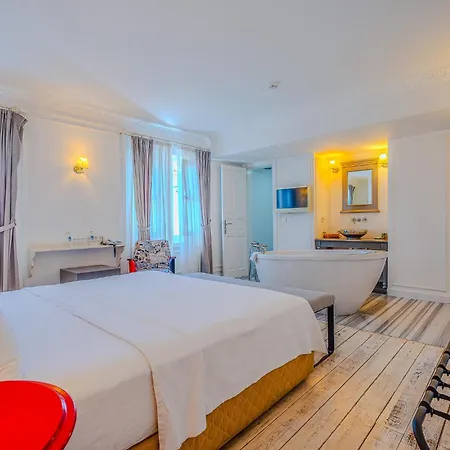 Vintage 4* Alaçatı